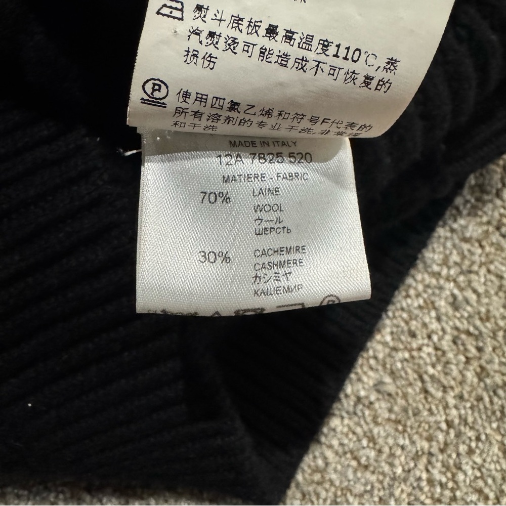 Authentic Givenchy Oversize Cashmere/Wool Blend K… - image 4